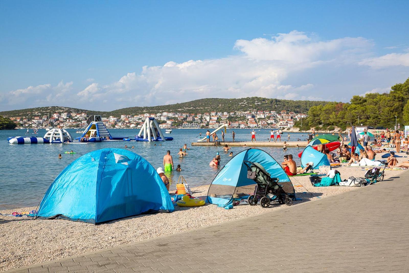 Mobilheim Andrea Wunderschoene Ferienwohnung Direkt Am Meer Jezera Exterior foto